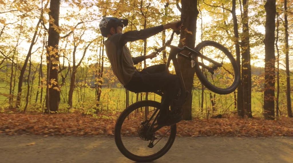 10 Great Mountain Bike Trails to Ride in the Fall – Flylow Gear