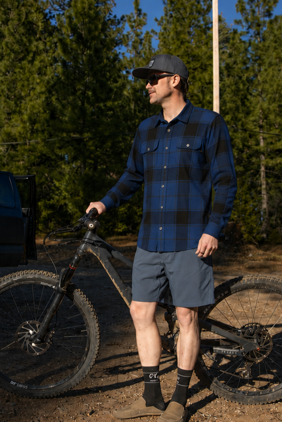 Abyss/Black Plaid